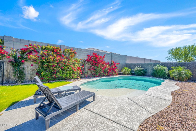 24653 N Alfalfa Dr-32