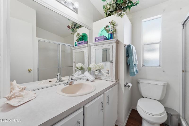 15-015-primary-bathroom