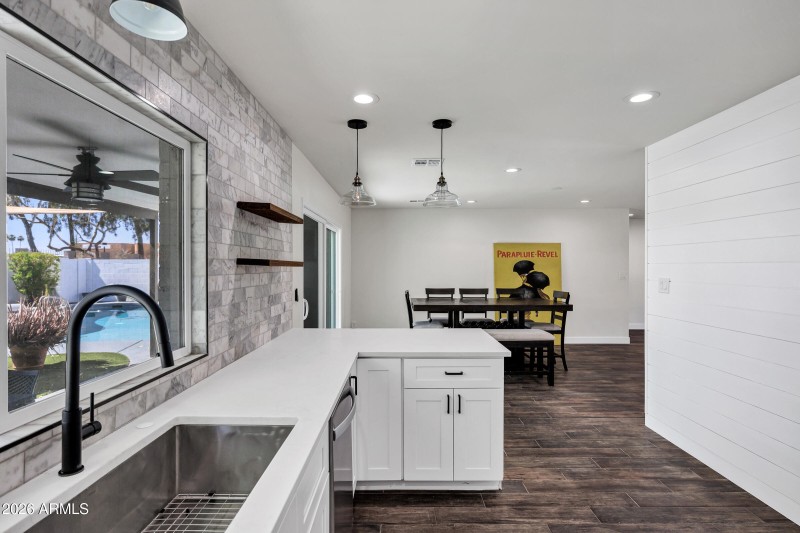 Farm sink/high-end fixtures