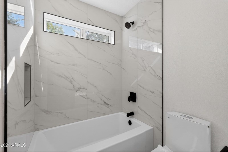 34_9_E_Surrey_Ave_Phoenix_AZ_85022_USA-B