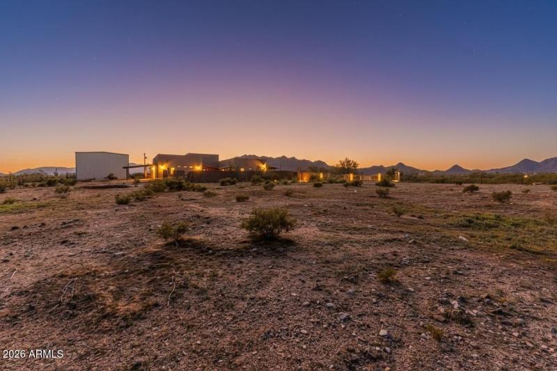 9f263883-7ee5-459a-be7e-4929bab80b47