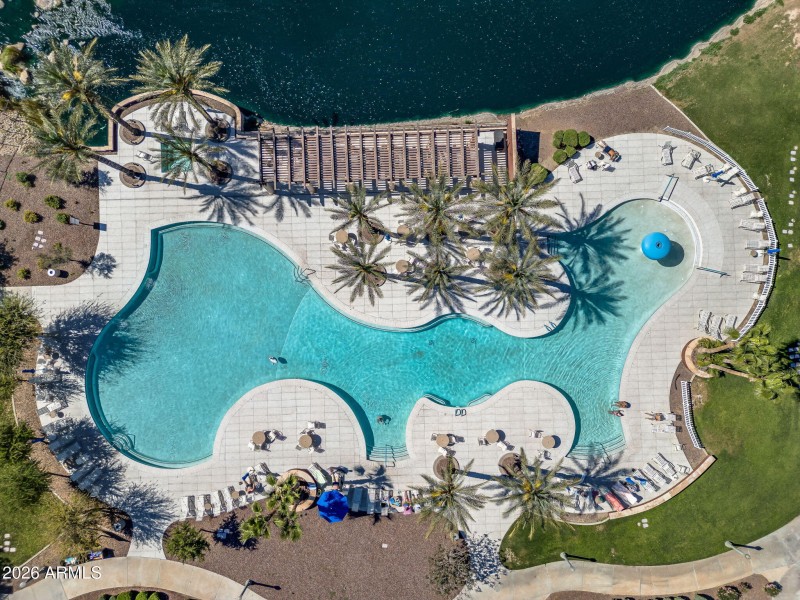 52-web-or-mls-Community-32