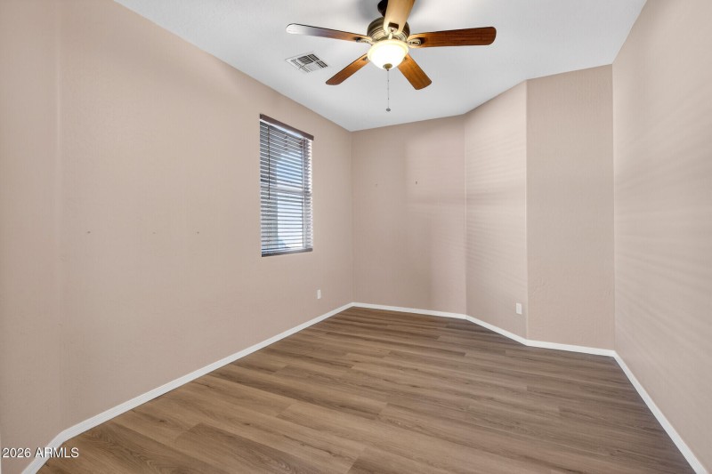 13_15317_W_Jackson_St13_mls