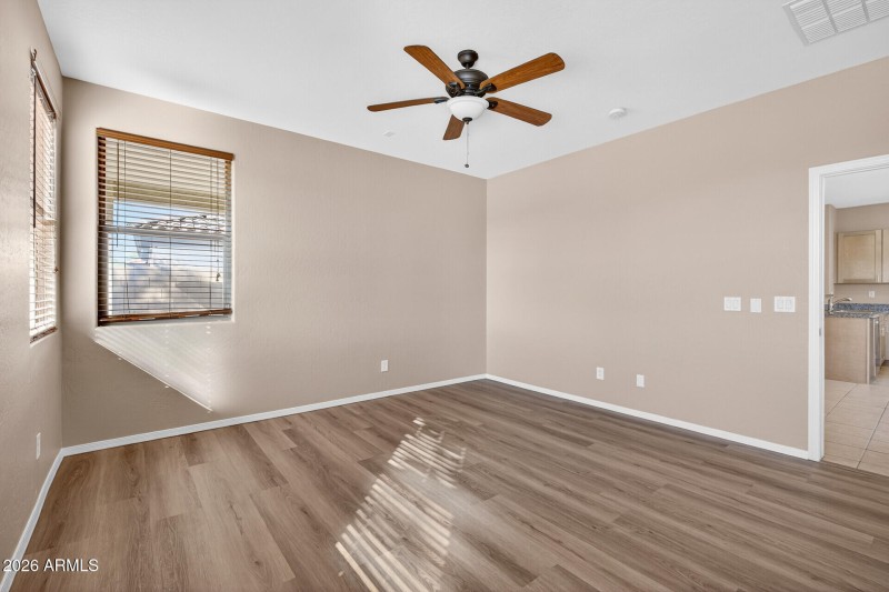 21_15317_W_Jackson_St21_mls