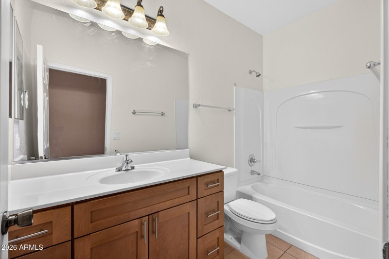 31_15317_W_Jackson_St31_mls