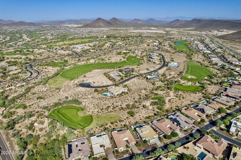 11705 W Red Hawk Dr-47