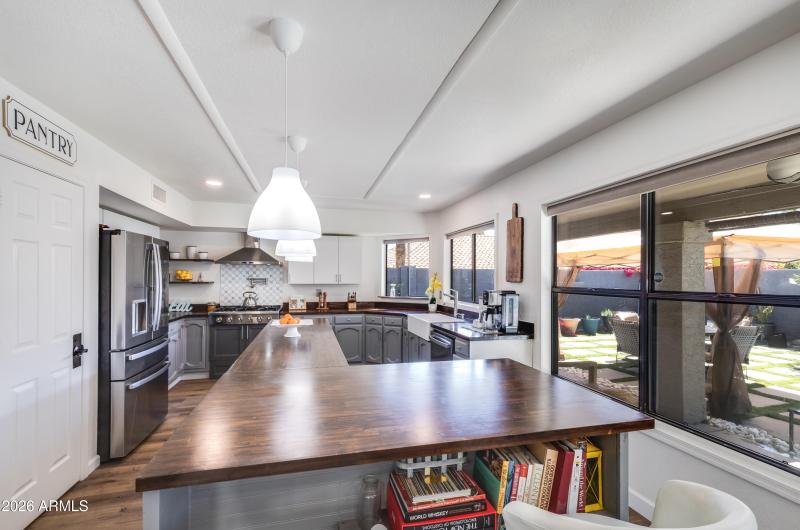 Super Kitchen Island