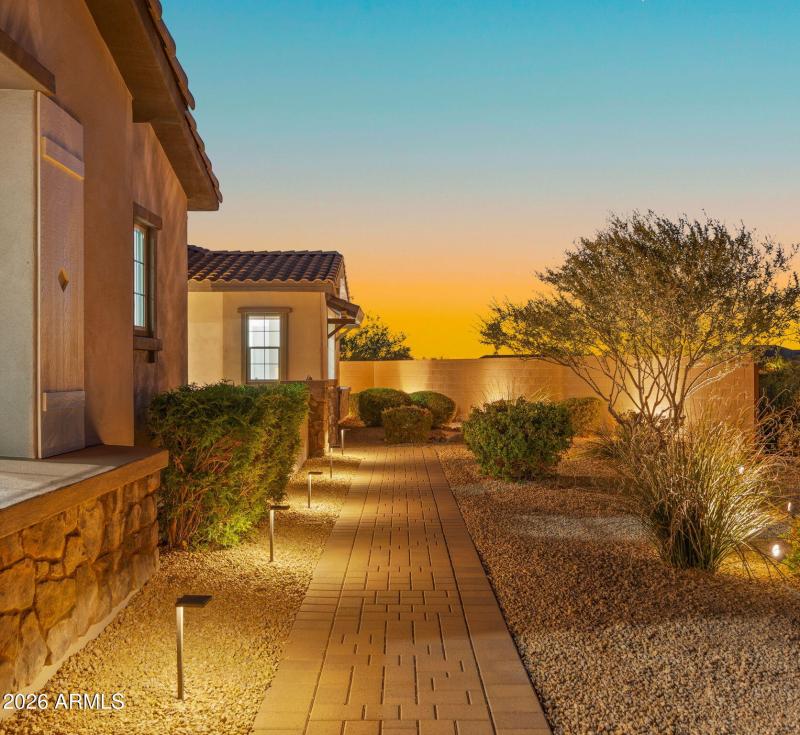 8-web-or-mls-TWILIGHT16