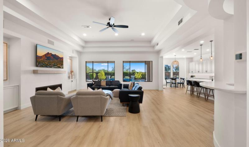 16-web-or-mls-Great Room