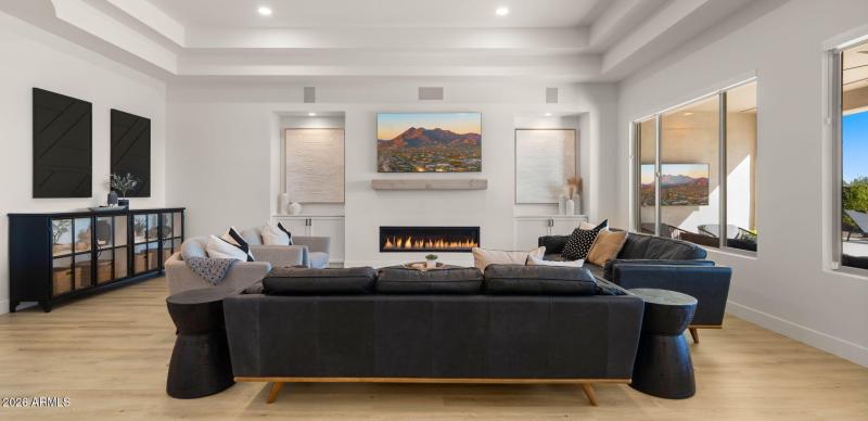 18-web-or-mls-Great Room3