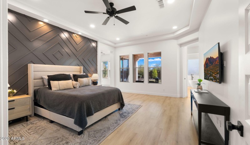 56-web-or-mls-Primary Bedroom6