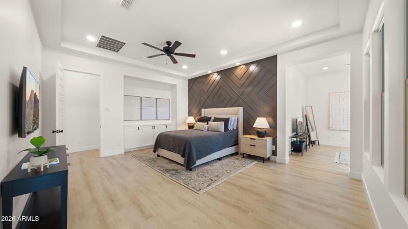 59-web-or-mls-Primary Bedroom9