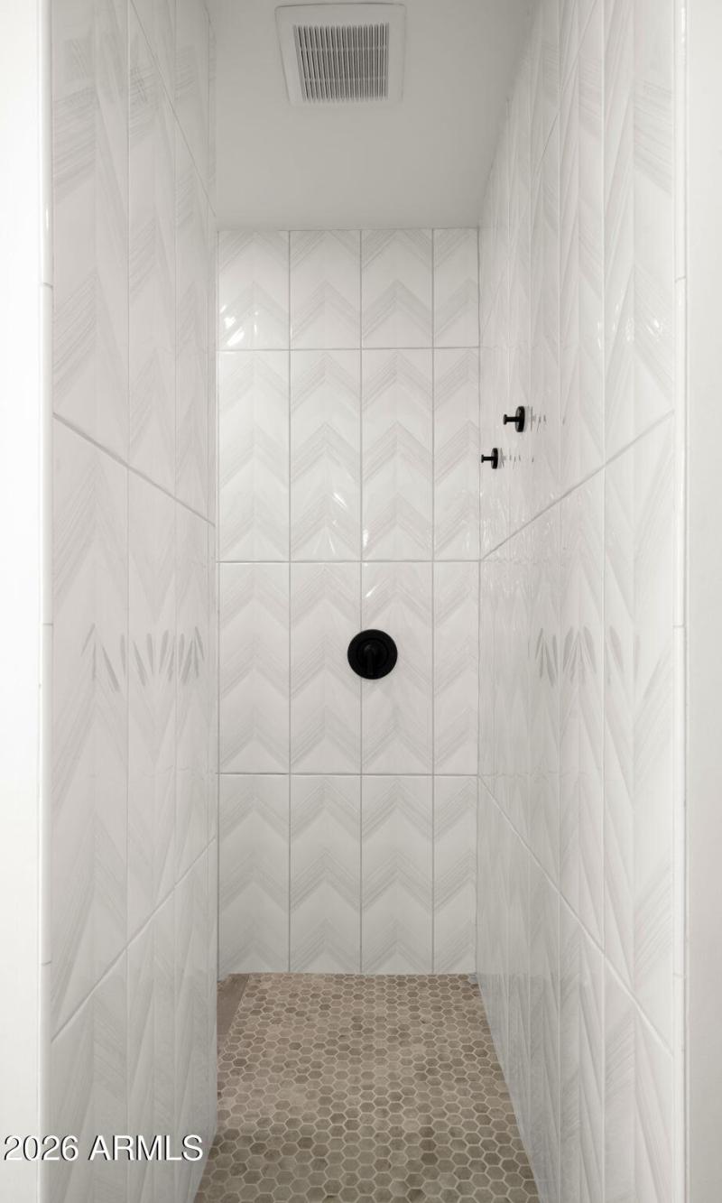 63-web-or-mls-Primary Bedroom2