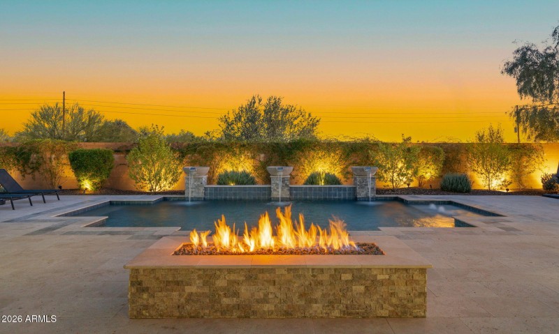 76-web-or-mls-TWILIGHT6