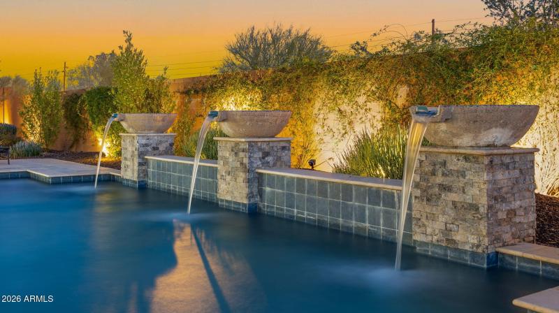 79-web-or-mls-TWILIGHT9