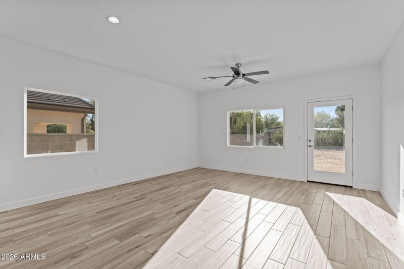 8-web-or-mls-DSC06552