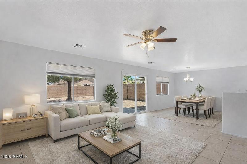 Living_Dining 1 Staged