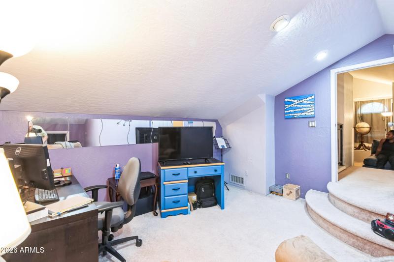 4284_W_Park_Ave_Chandler_AZ_85226_USA-Li