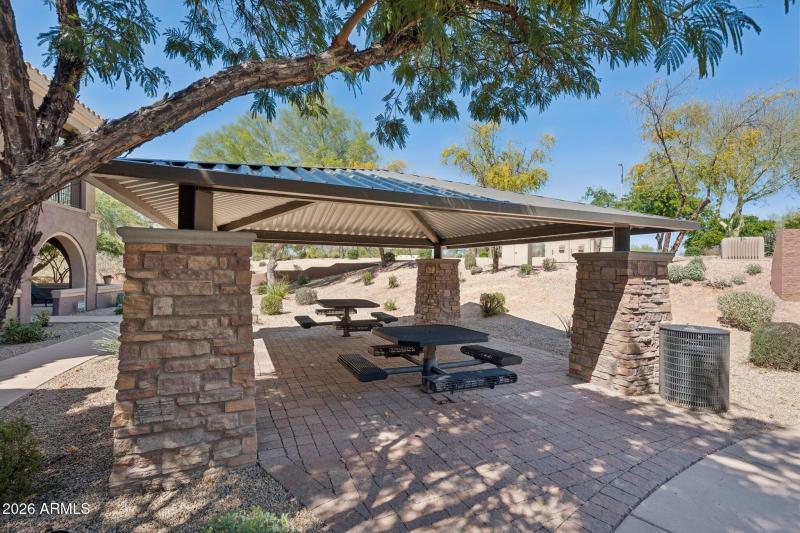 40-web-or-mls-3935-e-rough-rider-rd-r-un