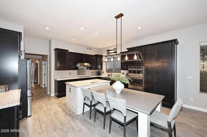 Built in dining area