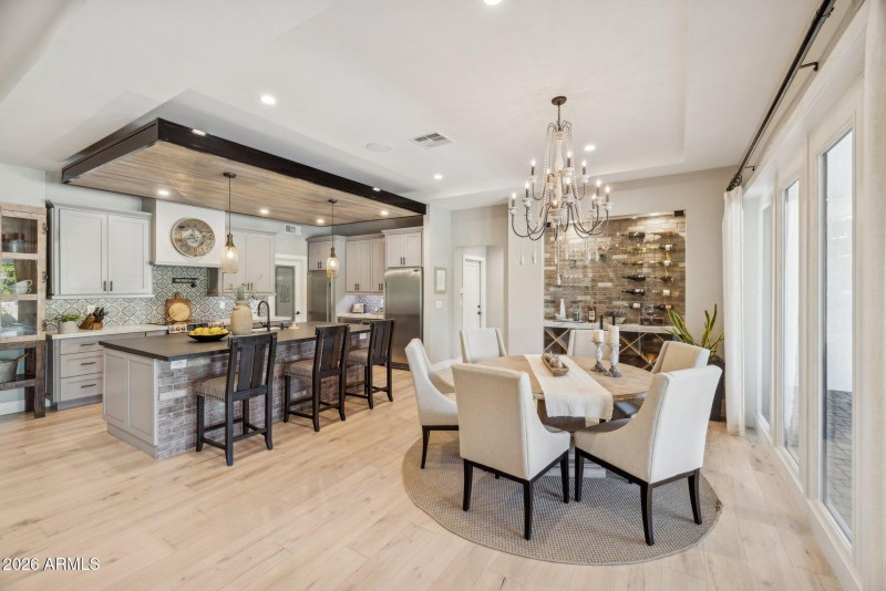 23-web-or-mls-5402-e-corrine-dr