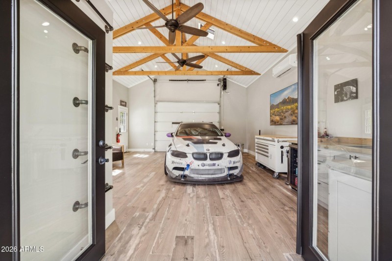 68-web-or-mls-5402-e-corrine-dr