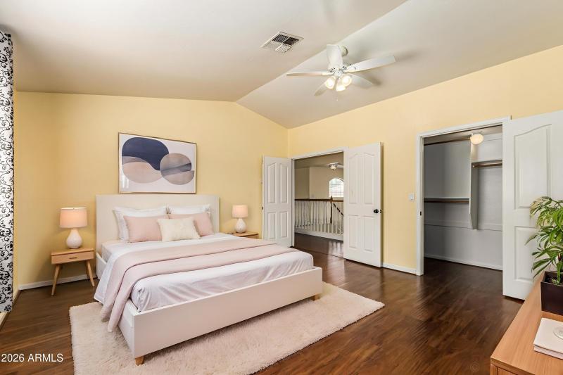 30-Oakland - Bedroom - Standard - 2