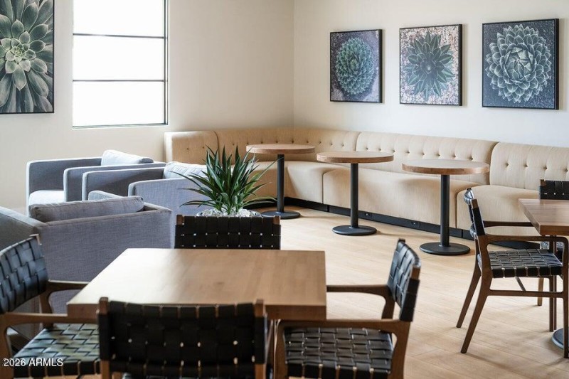 Community Kitchen Seating