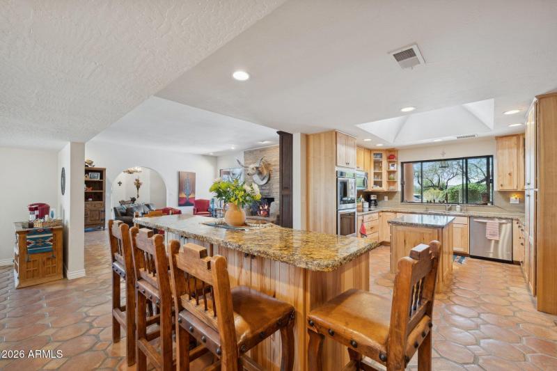 17-web-or-mls-40205-n-26th-st