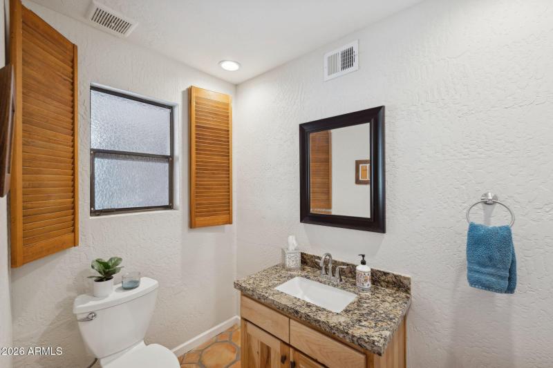 27-web-or-mls-40205-n-26th-st