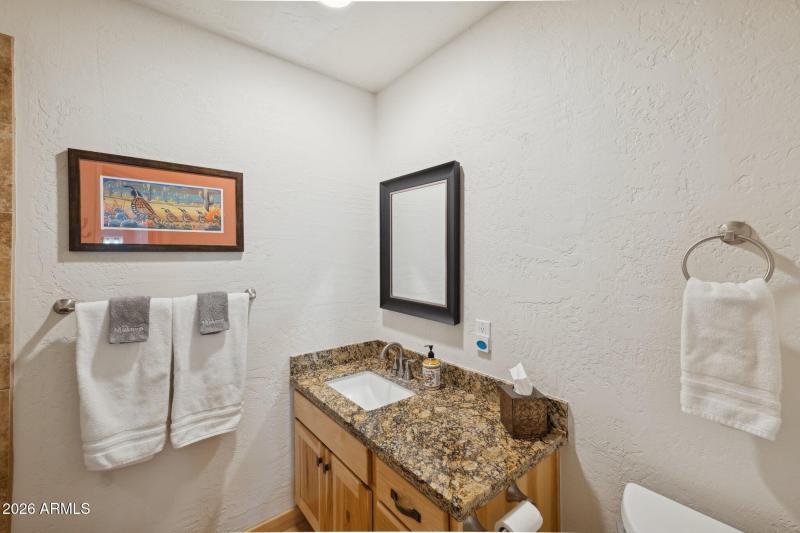 40-web-or-mls-40205-n-26th-st