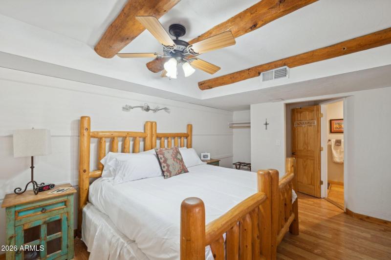 41-web-or-mls-40205-n-26th-st