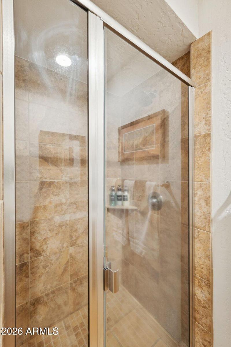 66-web-or-mls-40205-n-26th-st