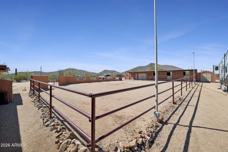 80-web-or-mls-40205-n-26th-st