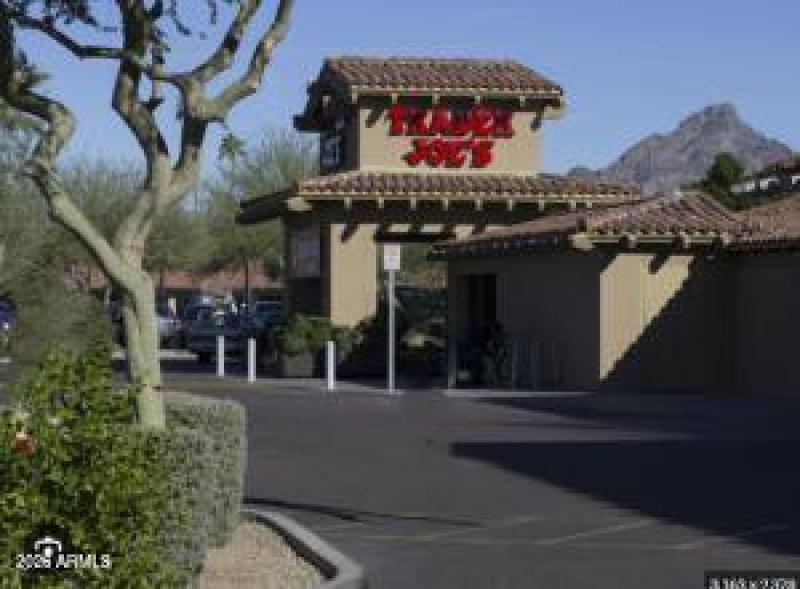 Trader Joe's is 5 minutes away