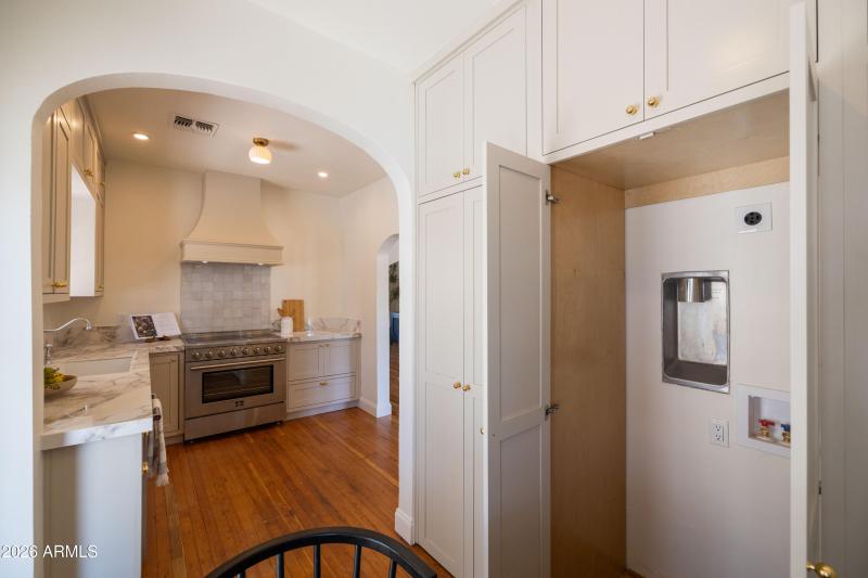 Washer & Dryer Cabinet