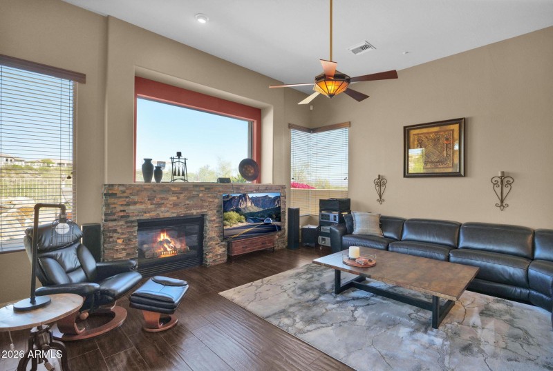 24-web-or-mls-P1569033