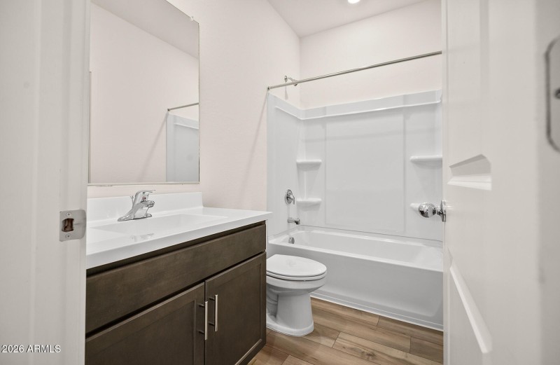 Southwest_Cottonwood_E_L_016