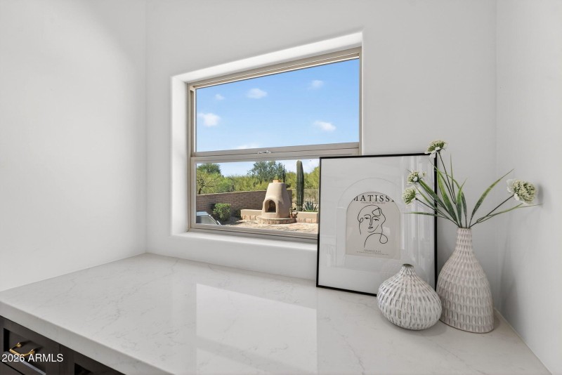 22-web-or-mls-87N 80th Way