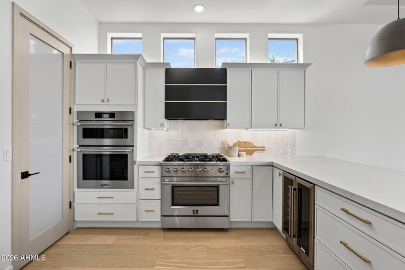 29-web-or-mls-78N 80th Way