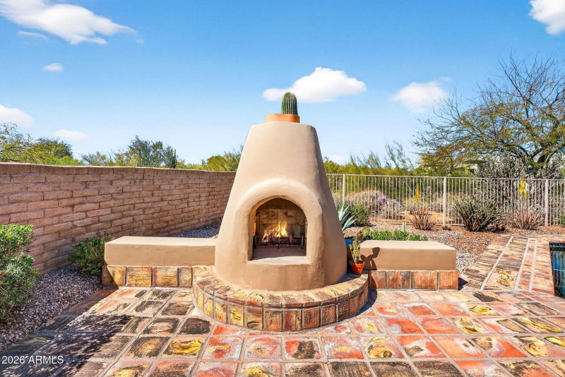 93-web-or-mls-00N 80th Way