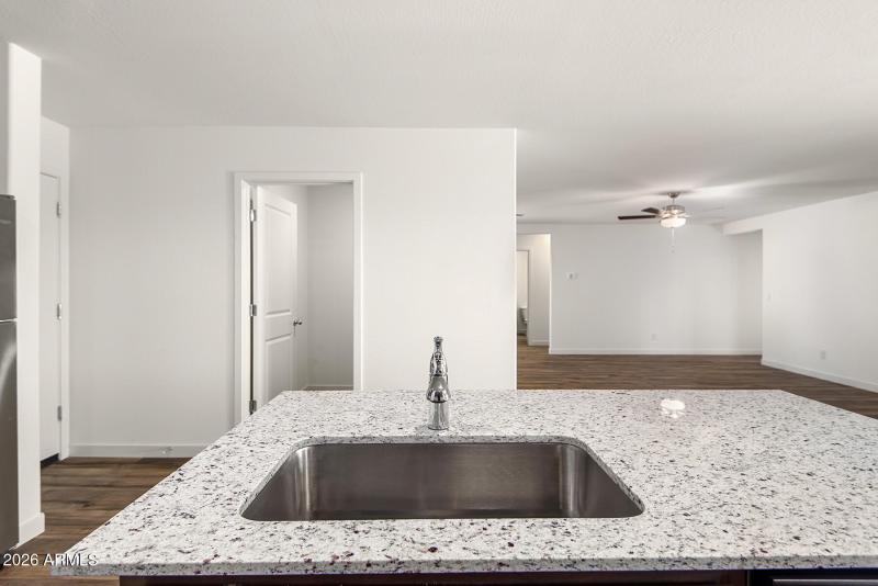 Southwest_Guadalupe_F_R_007