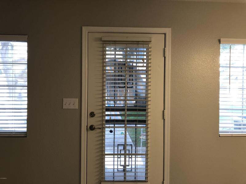 FRENCH DOOR