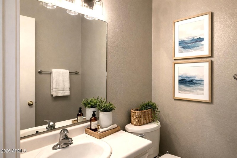 DOWNSTAIRS HALF BATH-VIRTUAL IMAGE