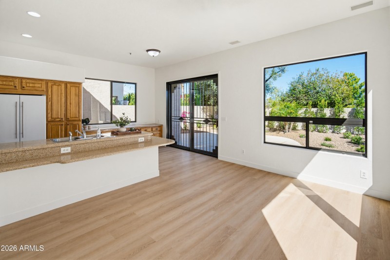 Kitchen & Living area