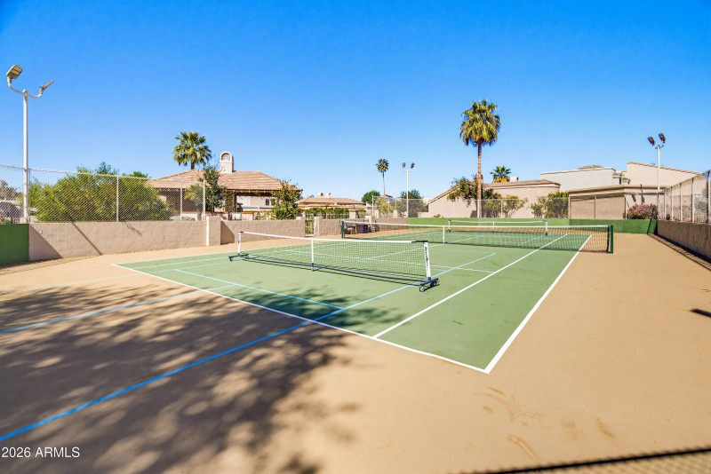 Tennis & pickleball