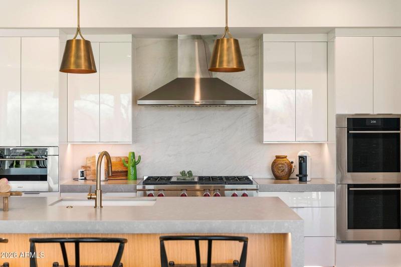 Double Ovens and Microwave