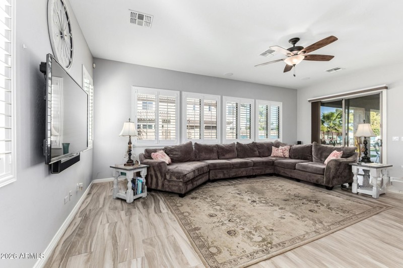 fcb75a8b-8cc2-4e9c-9ae5-7bfe8129766b