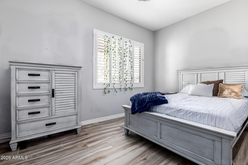 0178a99d-a1c1-4edc-a676-e6c4582c0813