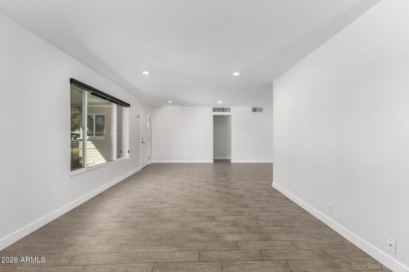 14 - Oak Great Room Dining toward Entry